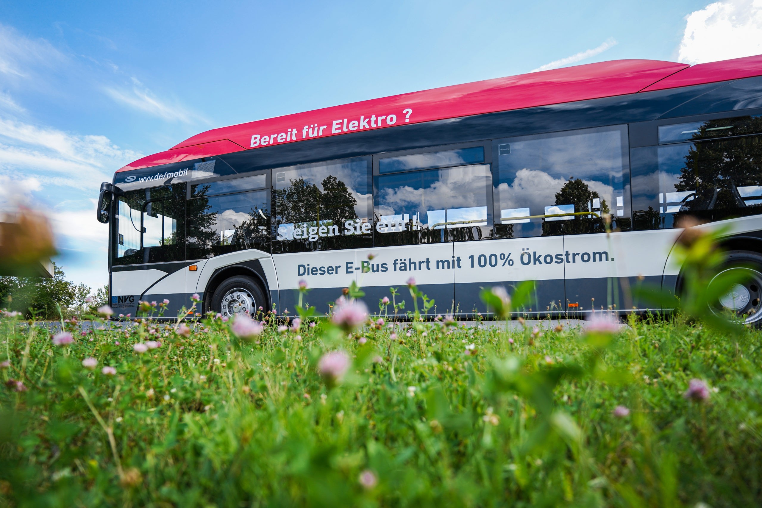 Seit dem 13. Juli 2020 befahren zwei Elektro-Busse die Straßen Würzburgs! Foto: WVV