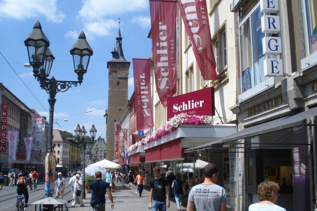 Geschäft Schlier von außen in Würzburg