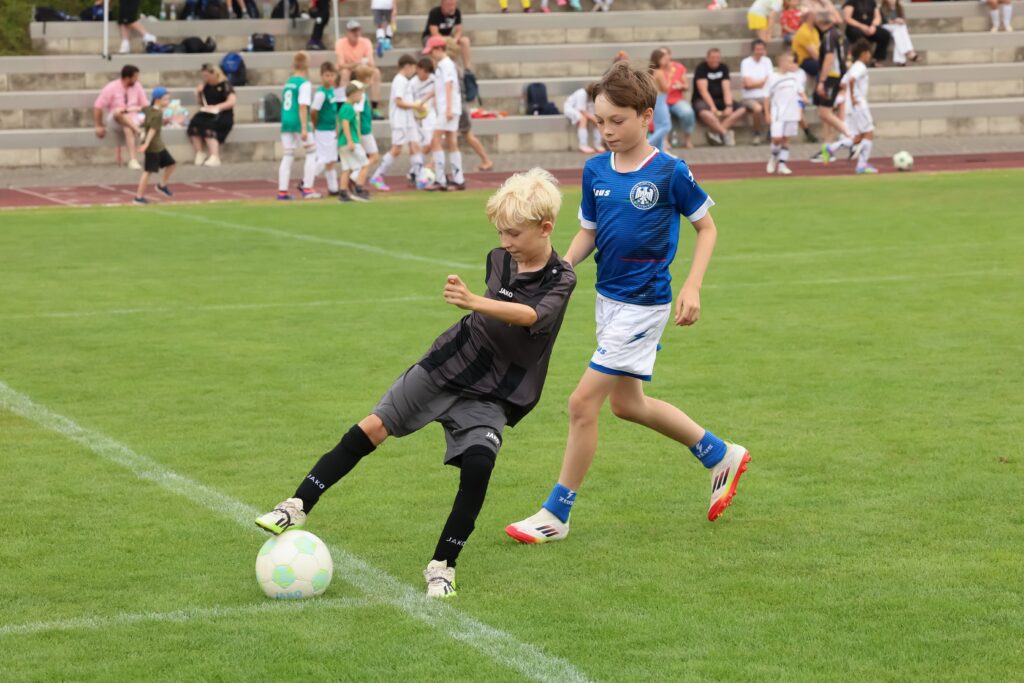 Spielaction beim WVV U11-Jugendfußballturnier